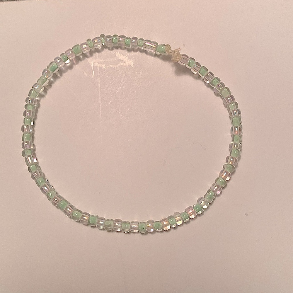 Dainty handmade light pink and light green bracelet 🩷💚